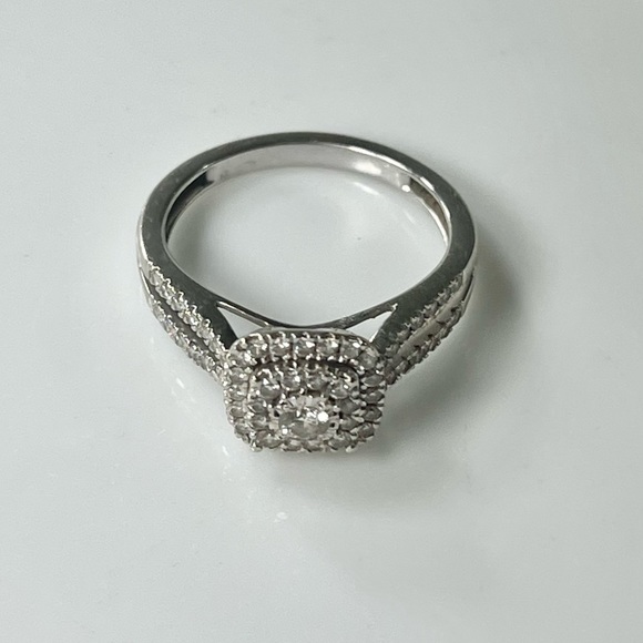 Spence Engagement ring -14k white gold - Picture 4 of 8